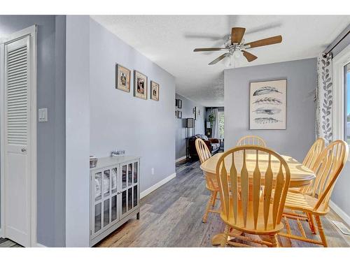 12418 95 Street, Grande Prairie, AB - Indoor Photo Showing Dining Room