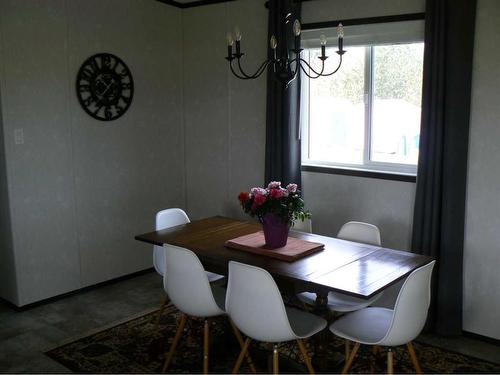 75010 163A Range, High Prairie, AB - Indoor Photo Showing Dining Room