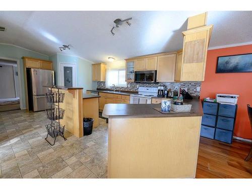 8806 85 Avenue, Grande Prairie, AB - Indoor Photo Showing Kitchen