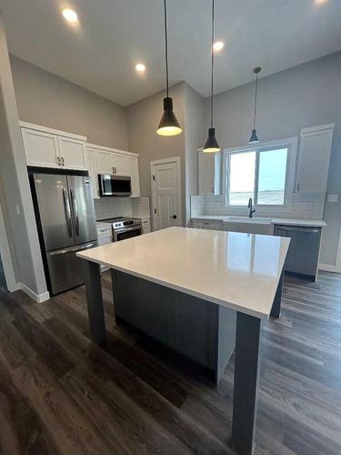 11314 107 Avenue, Grande Prairie, AB - Indoor Photo Showing Kitchen With Stainless Steel Kitchen With Upgraded Kitchen