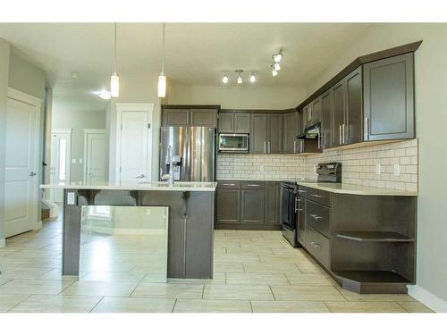 10609 113 Street, Grande Prairie, AB - Indoor Photo Showing Kitchen With Upgraded Kitchen