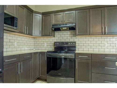 10609 113 Street, Grande Prairie, AB - Indoor Photo Showing Kitchen