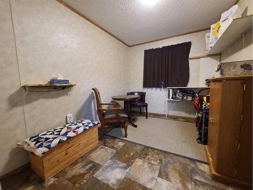 5533 And 5531 51 Street, Berwyn, AB - Indoor Photo Showing Other Room