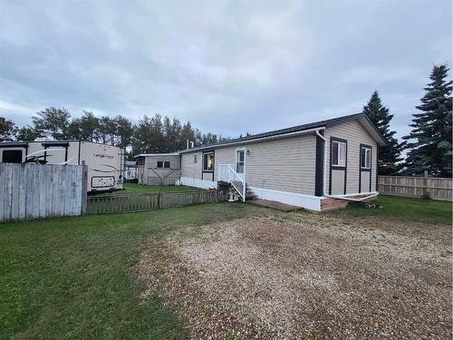 5533 And 5531 51 Street, Berwyn, AB - Outdoor