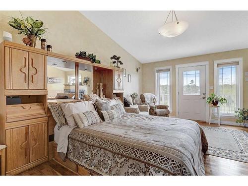 714080 Rr 73, Rural Grande Prairie No. 1, County Of, AB - Indoor Photo Showing Bedroom