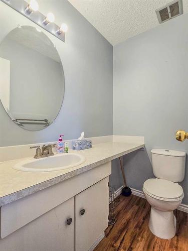 96 97 Avenue, Grande Cache, AB - Indoor Photo Showing Bathroom