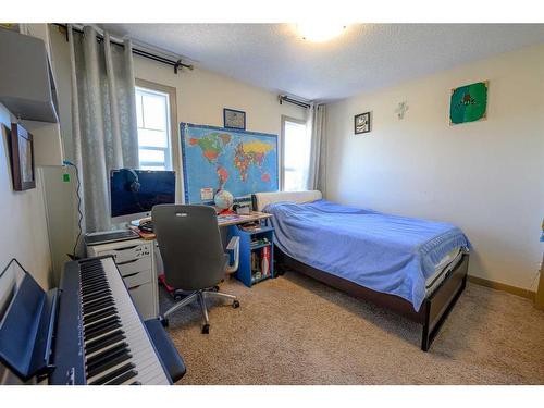 11105 60 Avenue, Grande Prairie, AB - Indoor Photo Showing Bedroom