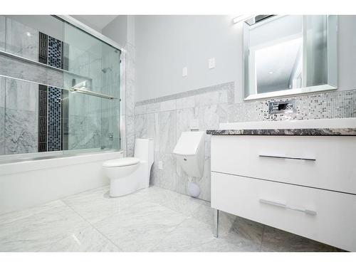 5402 Aspen Drive, Rural Grande Prairie No. 1, County Of, AB - Indoor Photo Showing Bathroom