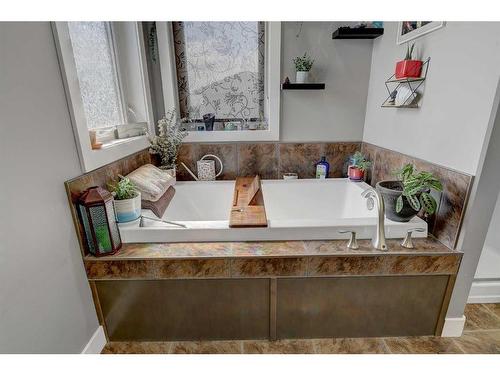 10613 155 Avenue, Rural Grande Prairie No. 1, County Of, AB - Indoor Photo Showing Bathroom