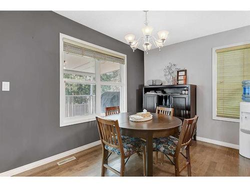 6626 112 Street, Grande Prairie, AB - Indoor Photo Showing Dining Room