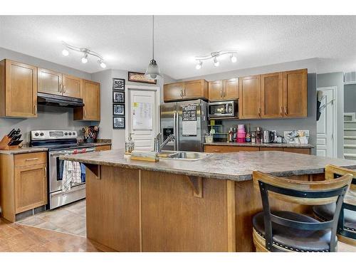 6626 112 Street, Grande Prairie, AB - Indoor Photo Showing Kitchen With Stainless Steel Kitchen