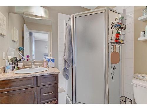 11426 72 Avenue, Grande Prairie, AB - Indoor Photo Showing Bathroom