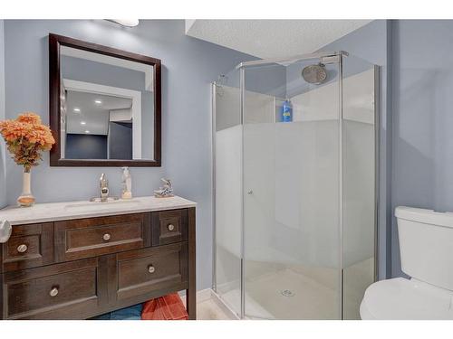 11426 72 Avenue, Grande Prairie, AB - Indoor Photo Showing Bathroom