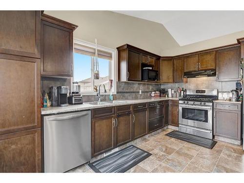 11426 72 Avenue, Grande Prairie, AB - Indoor Photo Showing Kitchen