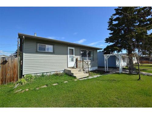 9230 100 Avenue, Grande Prairie, AB - Outdoor