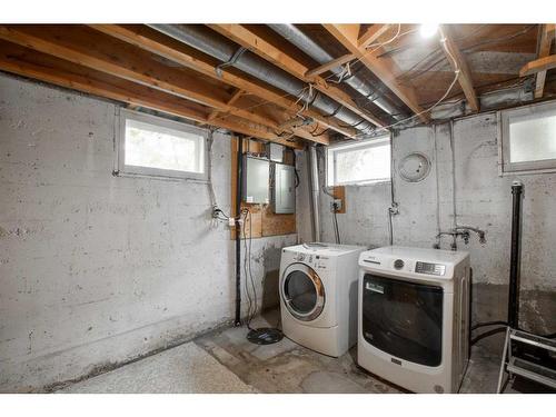 10229 108 Avenue, Grande Prairie, AB - Indoor Photo Showing Laundry Room