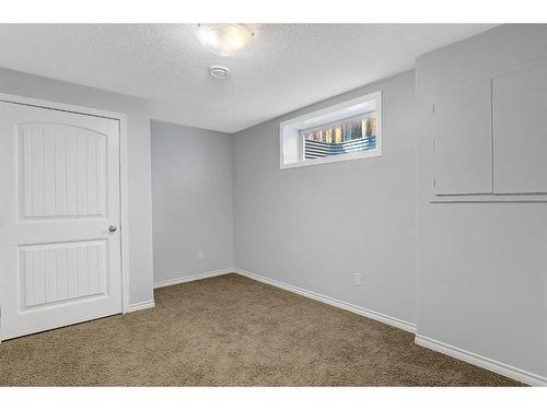 8821 88 Avenue, Grande Prairie, AB - Indoor Photo Showing Other Room