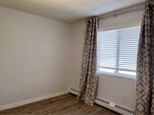 403-10405 99 Avenue, Grande Prairie, AB - Indoor Photo Showing Other Room