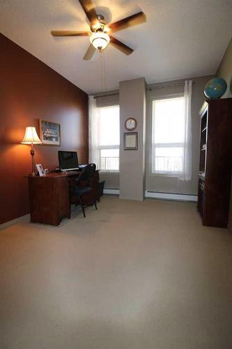 402-12330 102 Street, Grande Prairie, AB - Indoor Photo Showing Other Room