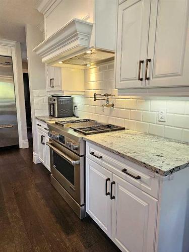 7970 Willow Grove Way, Rural Grande Prairie No. 1, County Of, AB - Indoor Photo Showing Kitchen