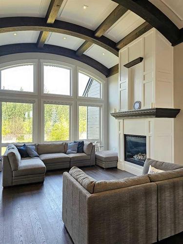 7970 Willow Grove Way, Rural Grande Prairie No. 1, County Of, AB - Indoor Photo Showing Living Room With Fireplace