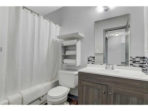 306-9260 108 Avenue, Grande Prairie, AB - Indoor Photo Showing Bathroom