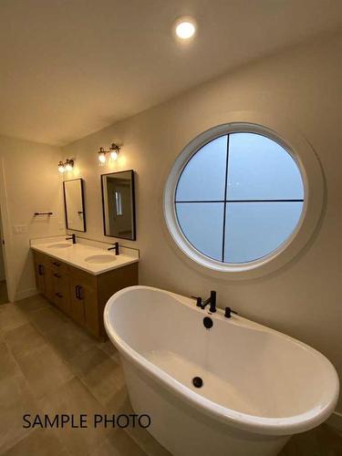 10729 145 Avenue, Rural Grande Prairie No. 1, County Of, AB - Indoor Photo Showing Bathroom