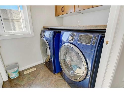 8902 130 A Avenue, Grande Prairie, AB - Indoor Photo Showing Laundry Room