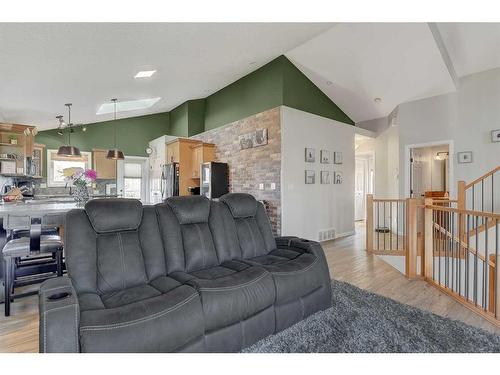 8902 130 A Avenue, Grande Prairie, AB - Indoor Photo Showing Living Room