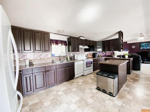 8366 794 Township, Rural Saddle Hills County, AB - Indoor Photo Showing Kitchen With Double Sink