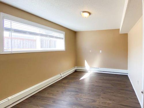 10602 103 Street, Grande Prairie, AB - Indoor Photo Showing Other Room