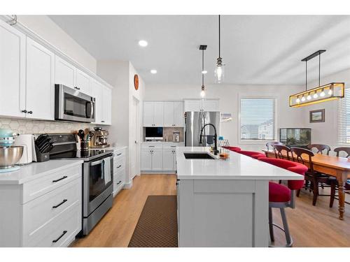 11926 79 Avenue, Grande Prairie, AB - Indoor Photo Showing Kitchen With Upgraded Kitchen