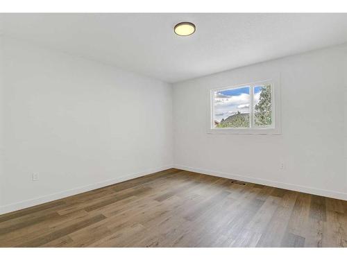 7822 Michealis Boulevard, Grande Prairie, AB - Indoor Photo Showing Other Room