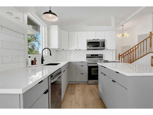 7822 Michaelis Boulevard, Grande Prairie, AB - Indoor Photo Showing Kitchen With Upgraded Kitchen