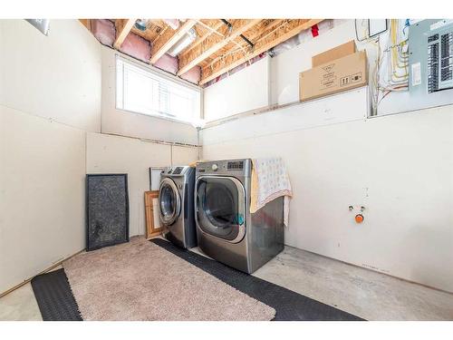 10506 129 Avenue, Grande Prairie, AB - Indoor Photo Showing Laundry Room