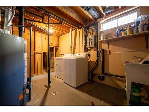 6921 98 Street, Grande Prairie, AB - Indoor Photo Showing Laundry Room