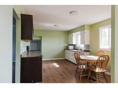 91048/91054 Township Road 704, Wembley, AB - Indoor Photo Showing Dining Room