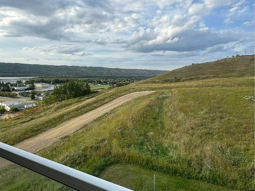 301-9005 99 Street, Peace River, AB - Outdoor With Balcony With View