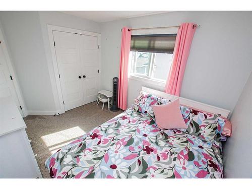 10213 125 Avenue, Grande Prairie, AB - Indoor Photo Showing Bedroom