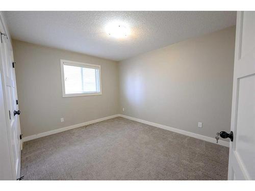 11338 59 Avenue, Grande Prairie, AB - Indoor Photo Showing Other Room