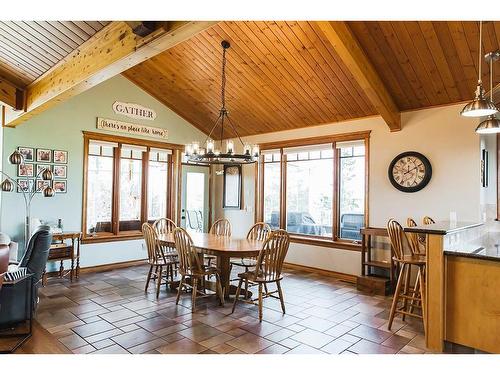 723047 A, B, C Range Road 54, Clairmont, AB - Indoor Photo Showing Dining Room