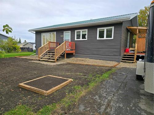 4607 55 Street, Rycroft, AB - Outdoor