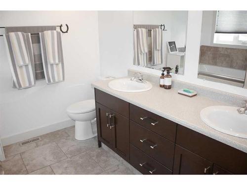 6909 115A Street, Grande Prairie, AB - Indoor Photo Showing Bathroom