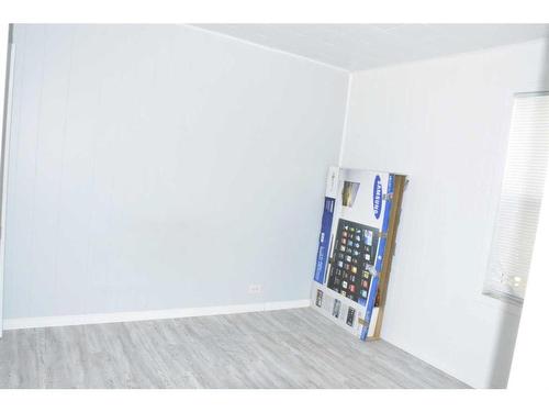 115 1 Avenue Sw, Falher, AB - Indoor Photo Showing Other Room