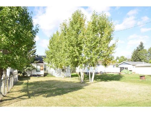 115 1 Avenue Sw, Falher, AB - Outdoor