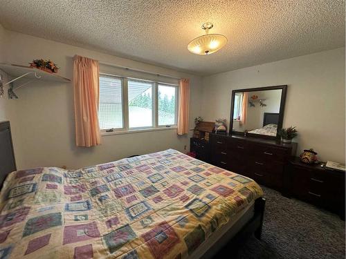 844032 235A Range Road, Rural Northern Lights, County Of, AB - Indoor Photo Showing Bedroom