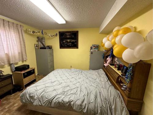 844032 235A Range Road, Rural Northern Lights, County Of, AB - Indoor Photo Showing Bedroom