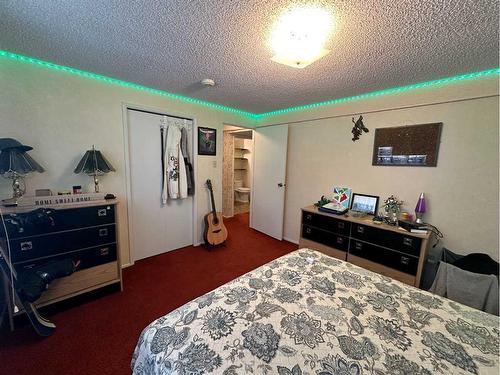 844032 235A Range Road, Rural Northern Lights, County Of, AB - Indoor Photo Showing Bedroom