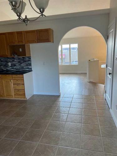 111 6 A Street, Beaverlodge, AB - Indoor Photo Showing Kitchen