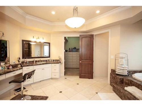 2-714040 Range Road 71, Grande Prairie, AB - Indoor Photo Showing Bathroom